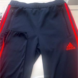 Adidas jogger’s gently worn